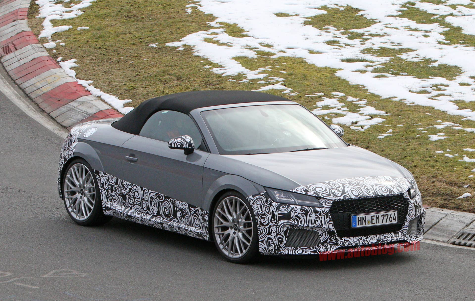 2017 Audi TT RS Roadster spied front 3/4