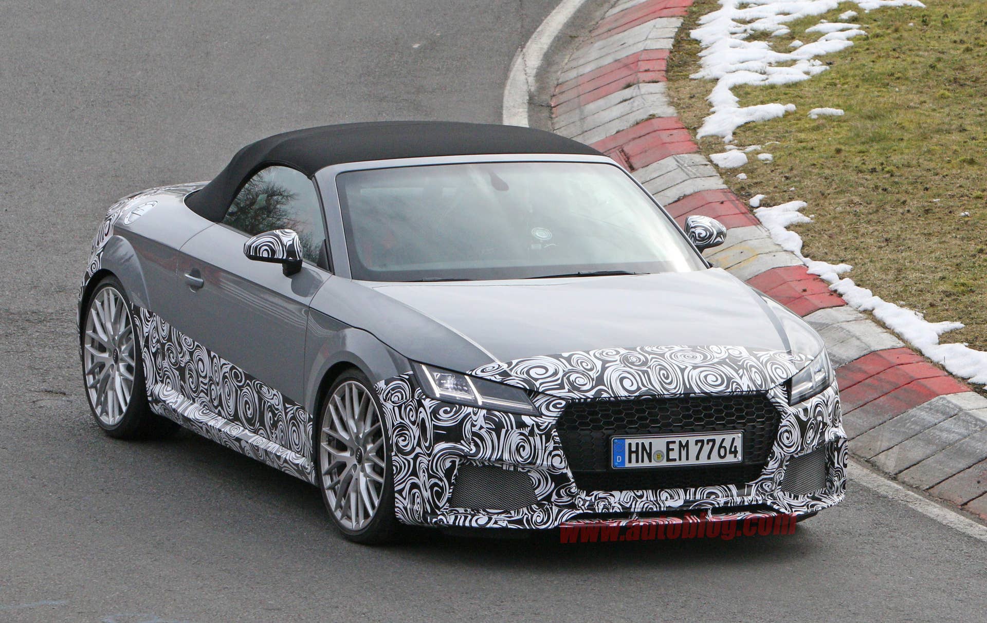 2017 Audi TT RS Roadster spied
