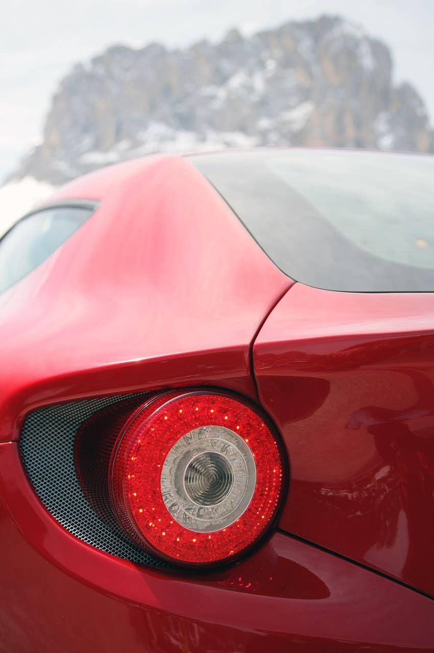 2012 Ferrari FF taillight