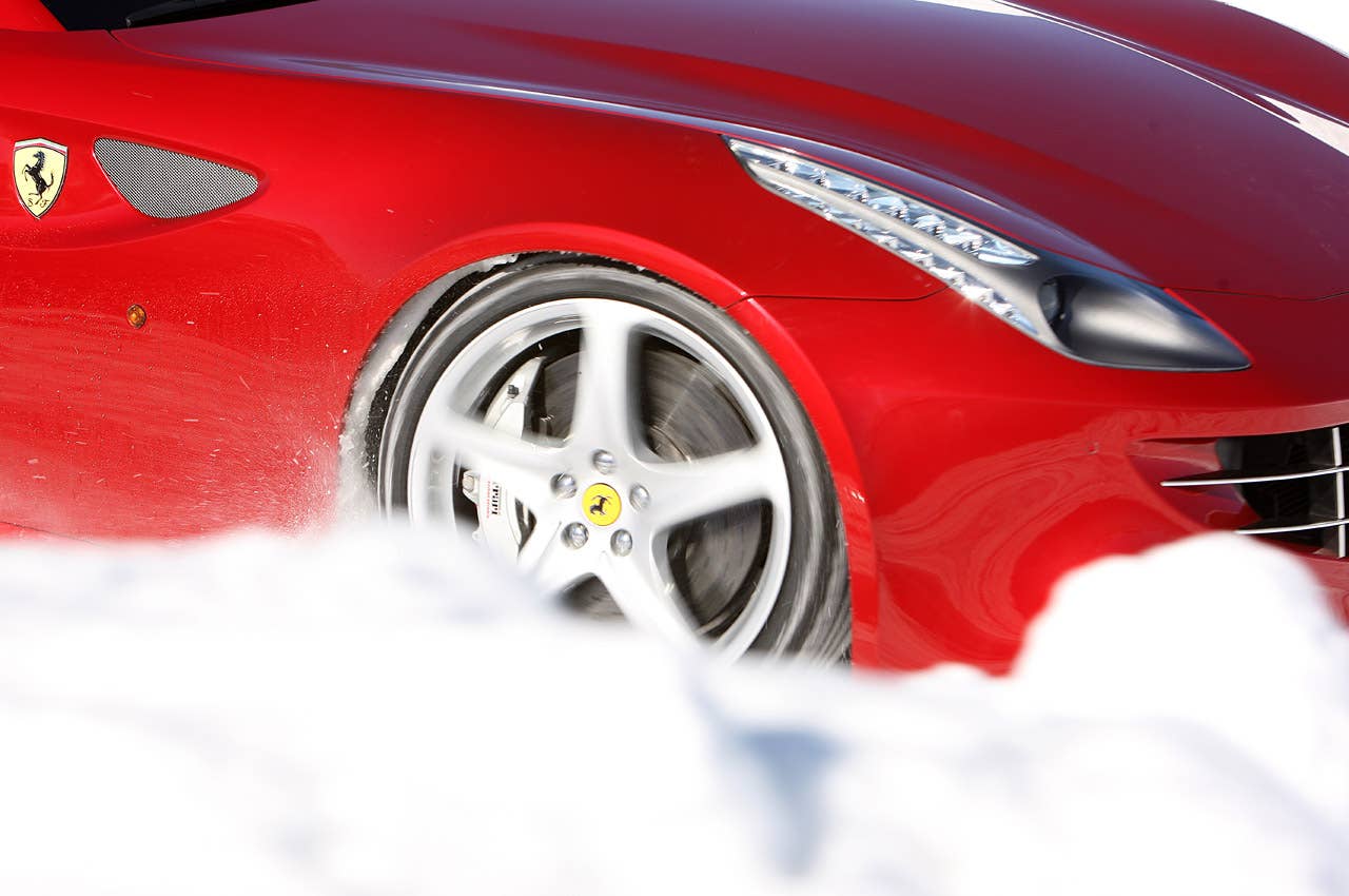 2012 Ferrari FF driving in snow