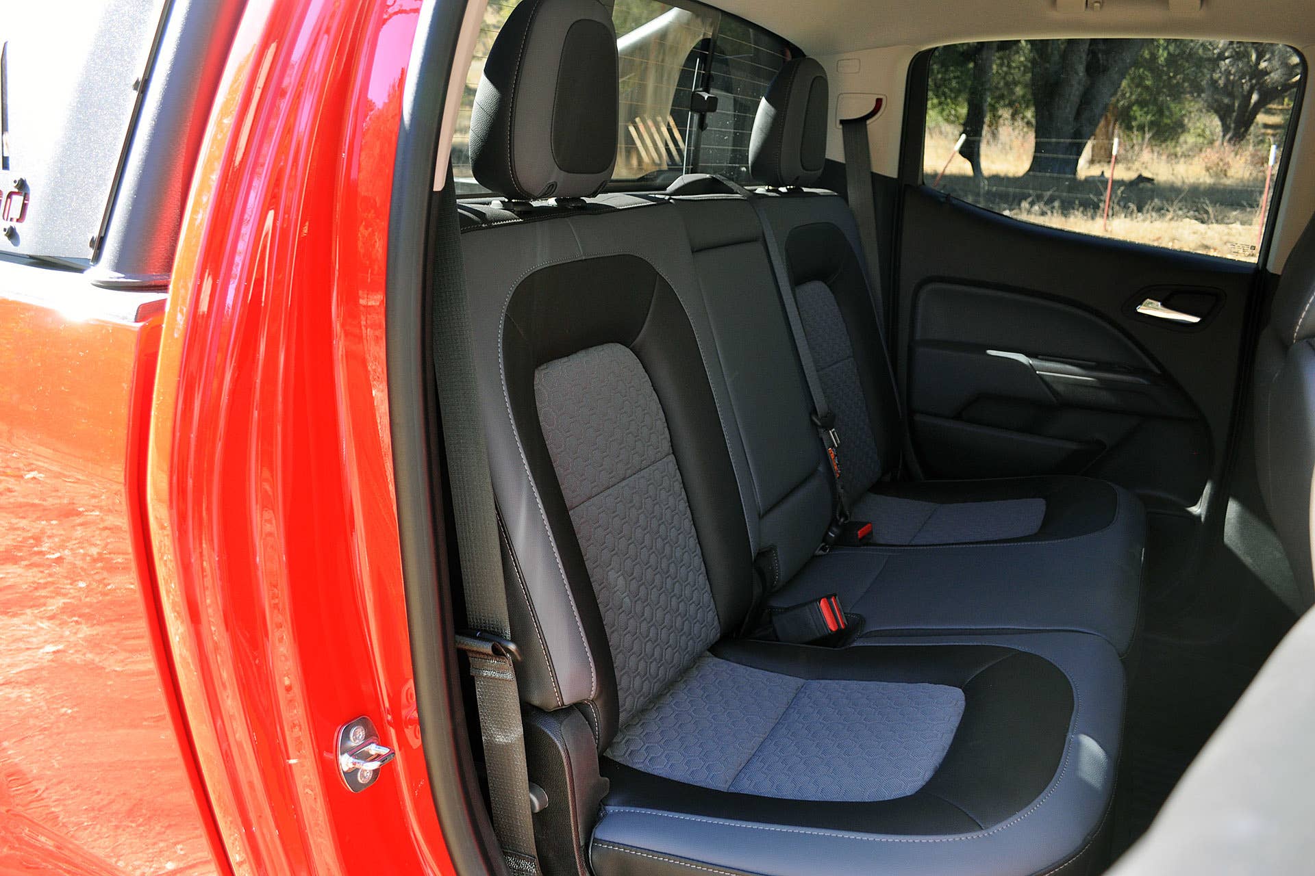 2016 Chevrolet Colorado Diesel rear seats