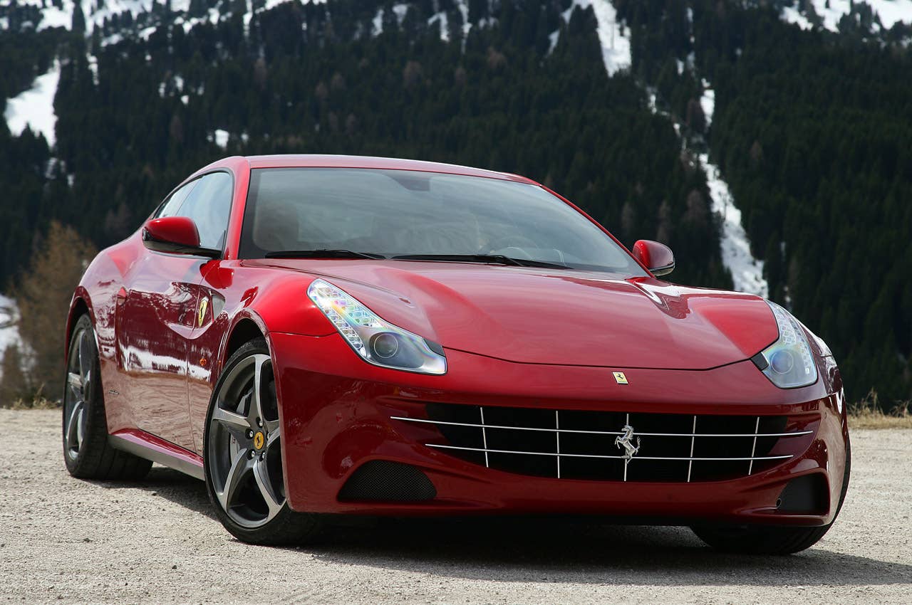 2012 Ferrari FF front 3/4 view