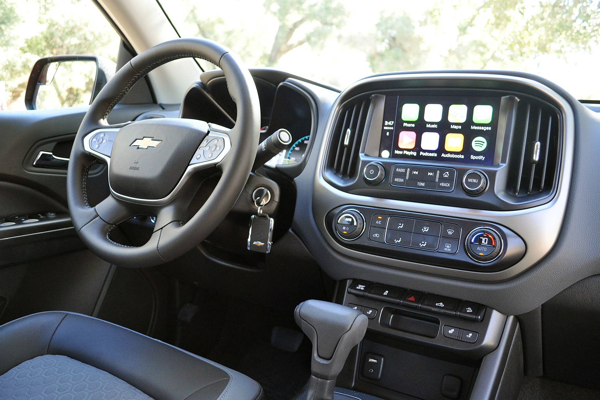 2016 Chevrolet Colorado Diesel interior