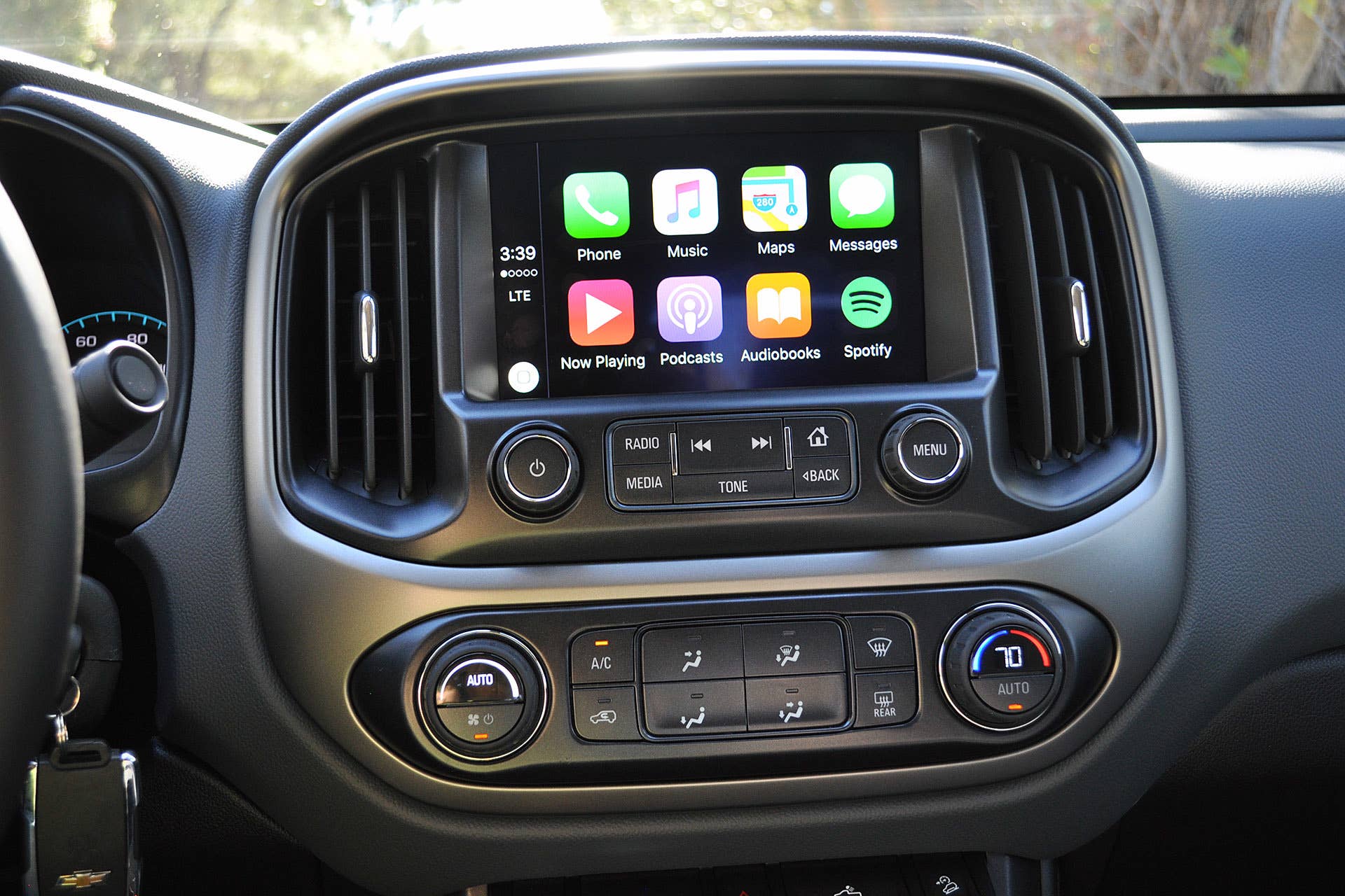 2016 Chevrolet Colorado Diesel infotainment system