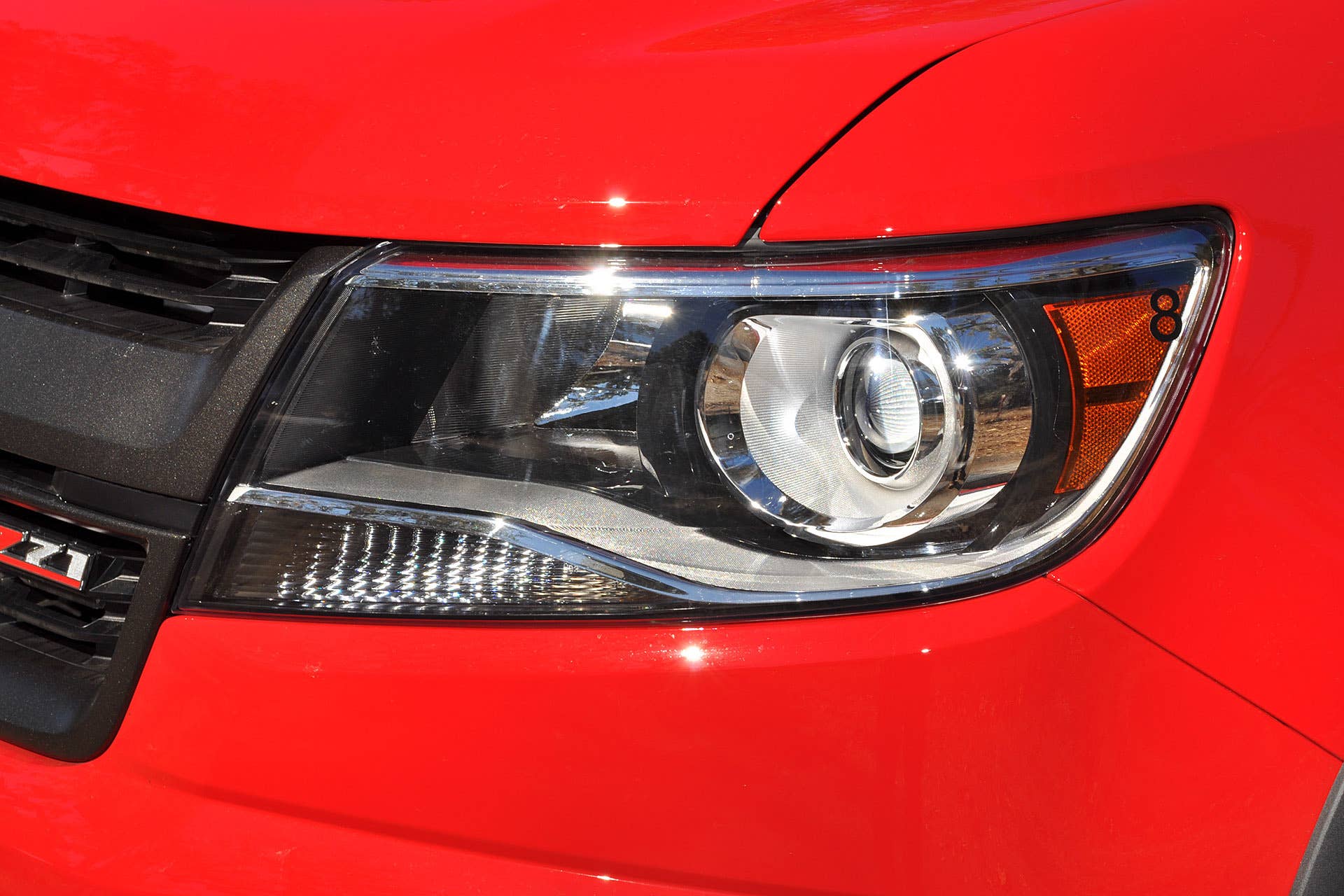 2016 Chevrolet Colorado Diesel headlight