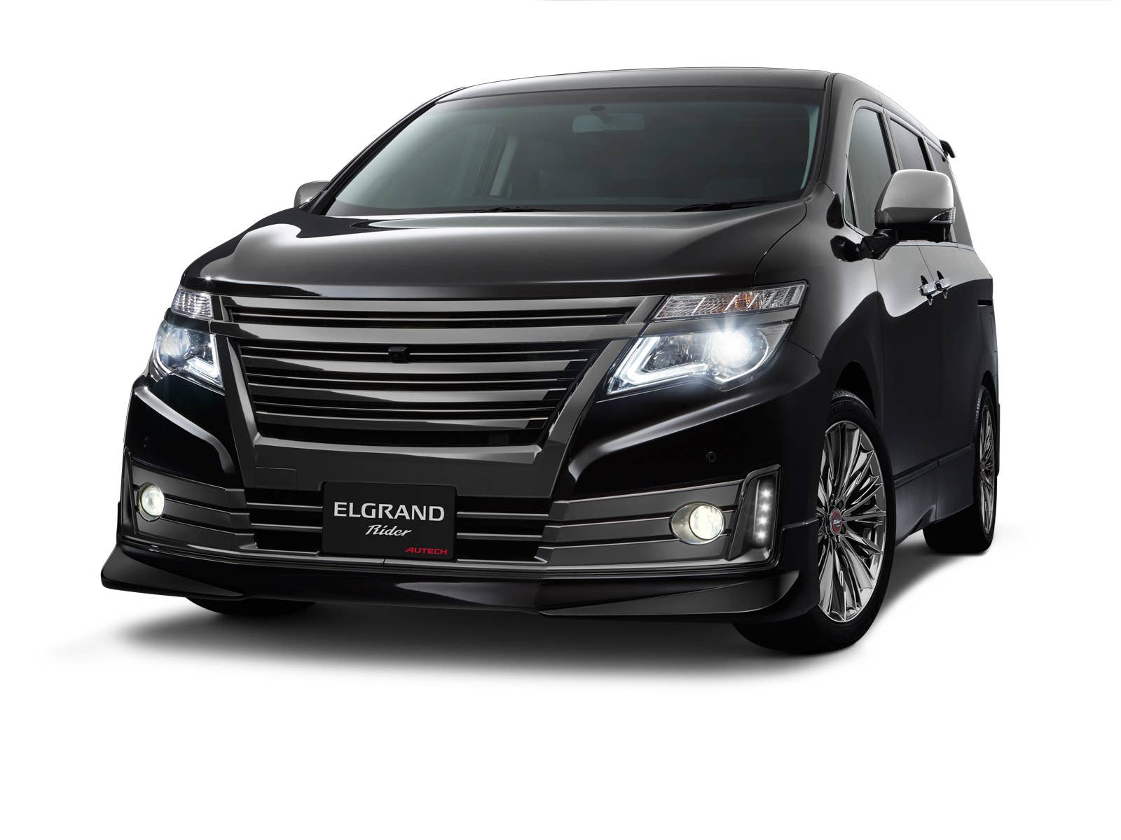 Nissan Elgrand Rider Black Line