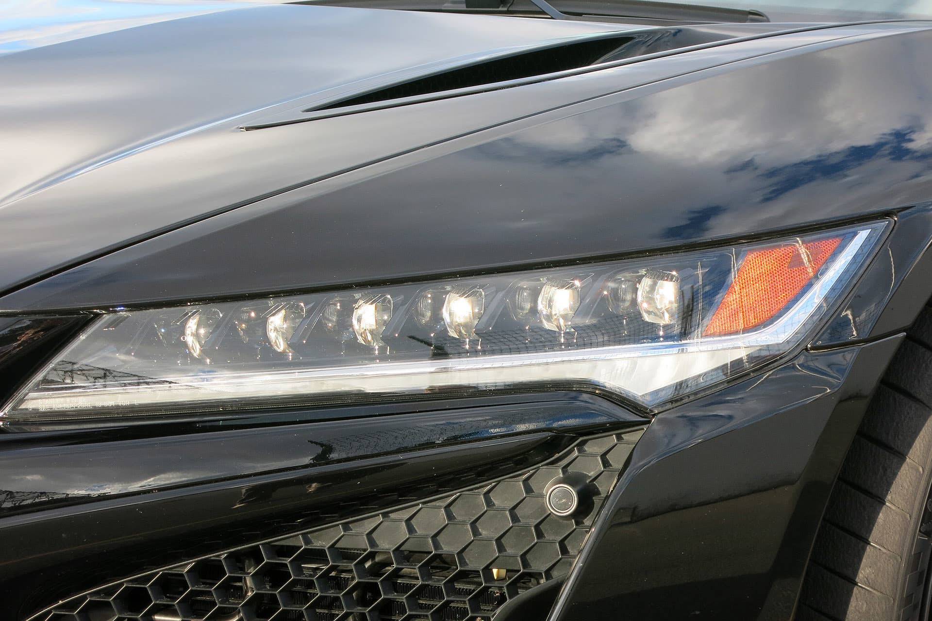 2017 Acura NSX headlight
