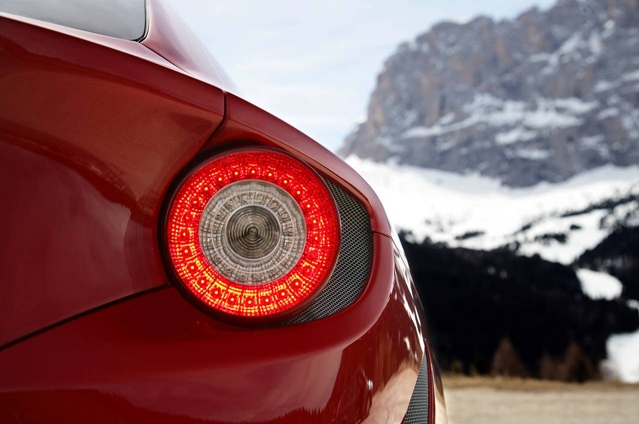 2012 Ferrari FF taillight