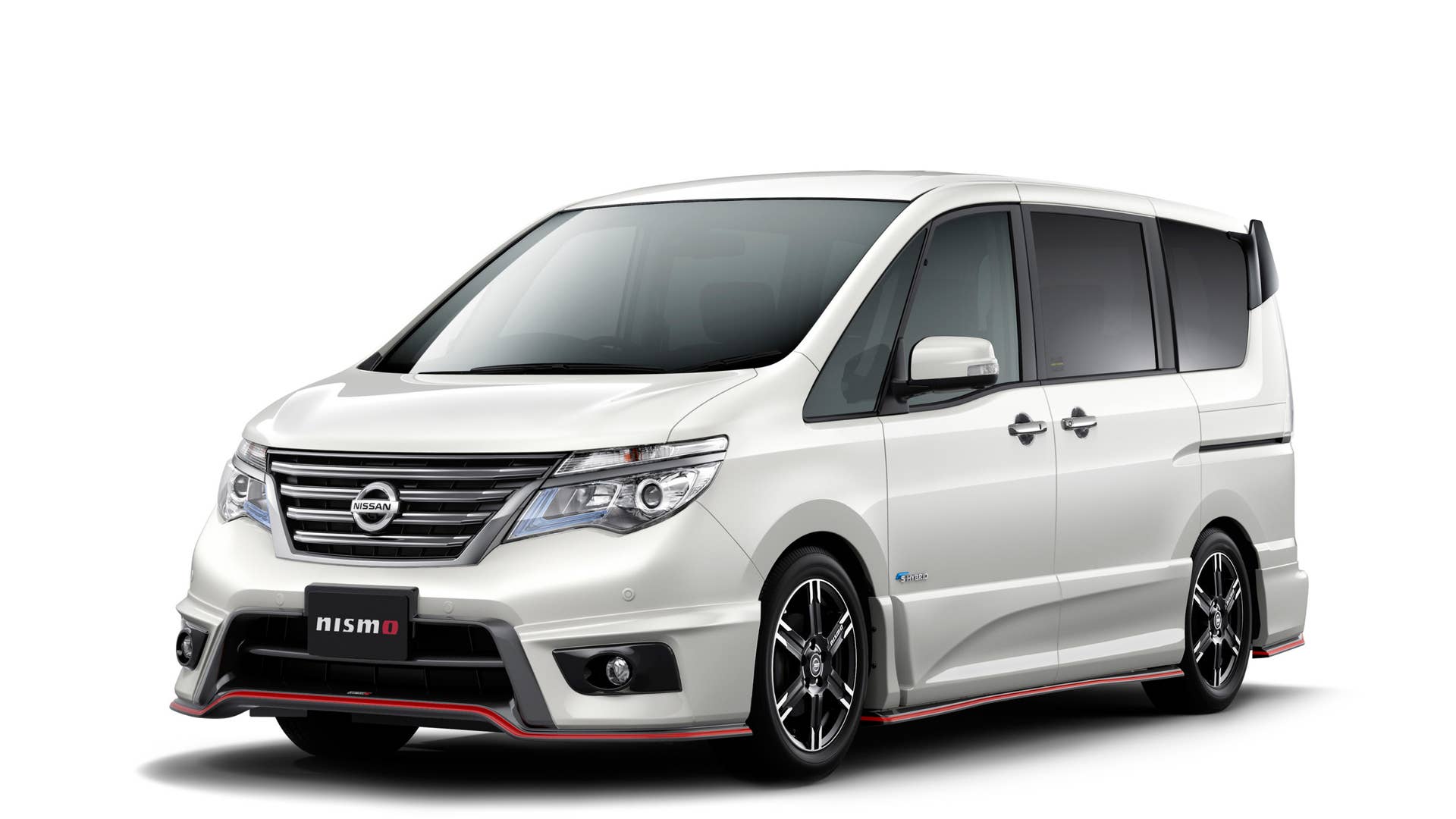 Nissan Serena Nismo front 3/4