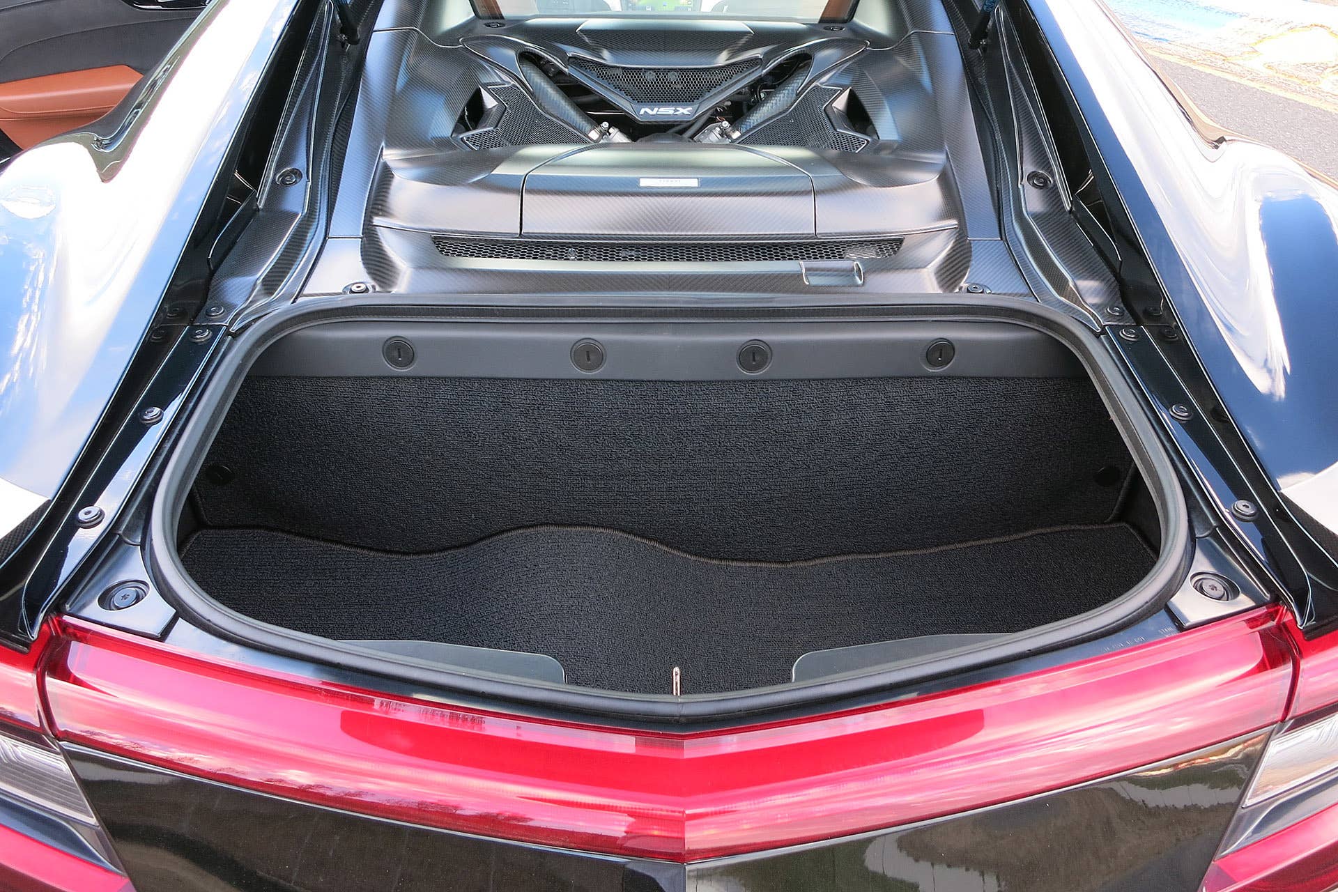 2017 Acura NSX trunk