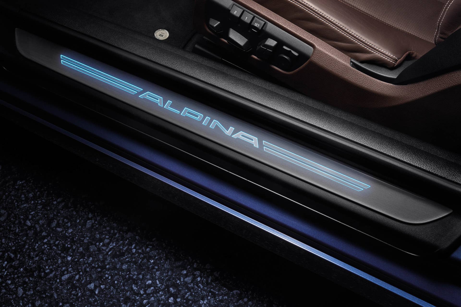 2016 BMW Alpina B6 Bi-Turbo tread sill plate