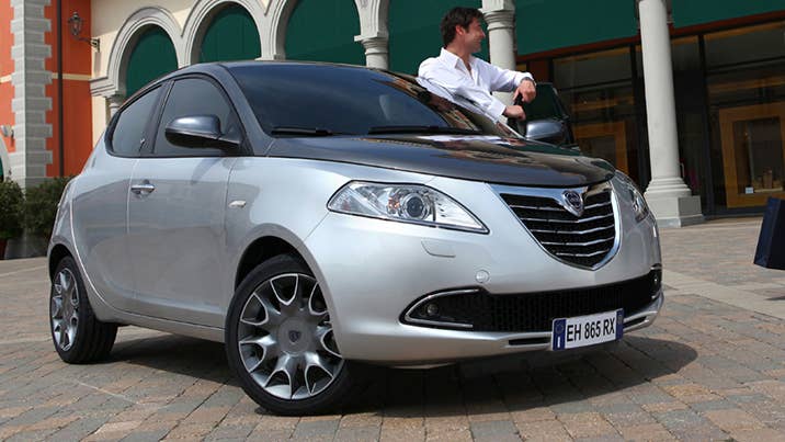 Lancia Ypsilon
