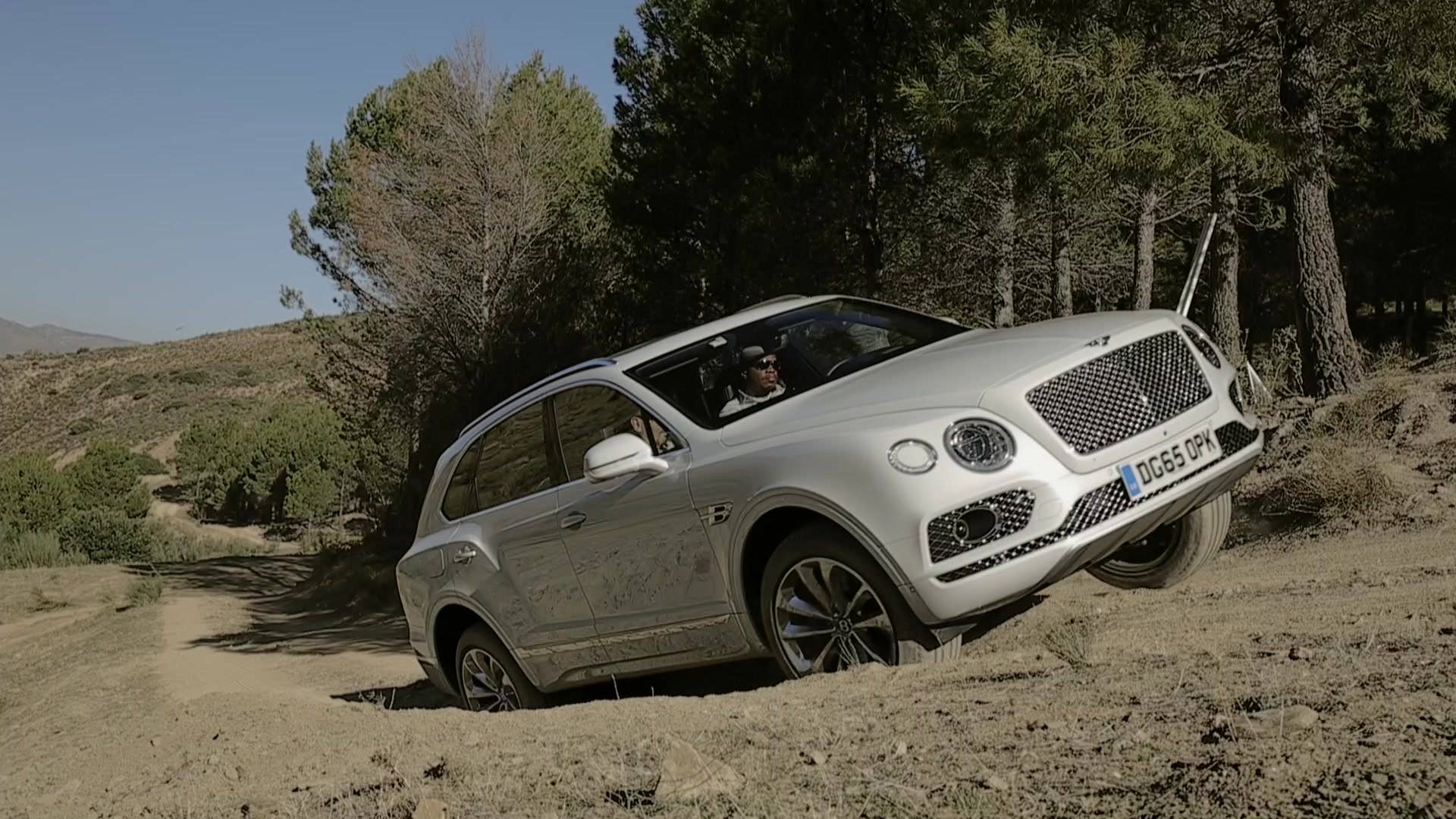 2016 Bentley Bentayga Off-Road | Autoblog Short Cuts