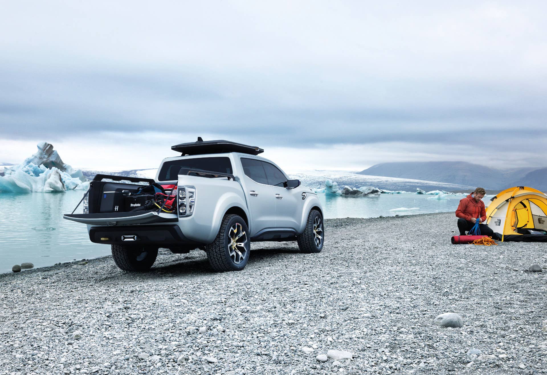alaskan renault pickup concept truck frankfurt
