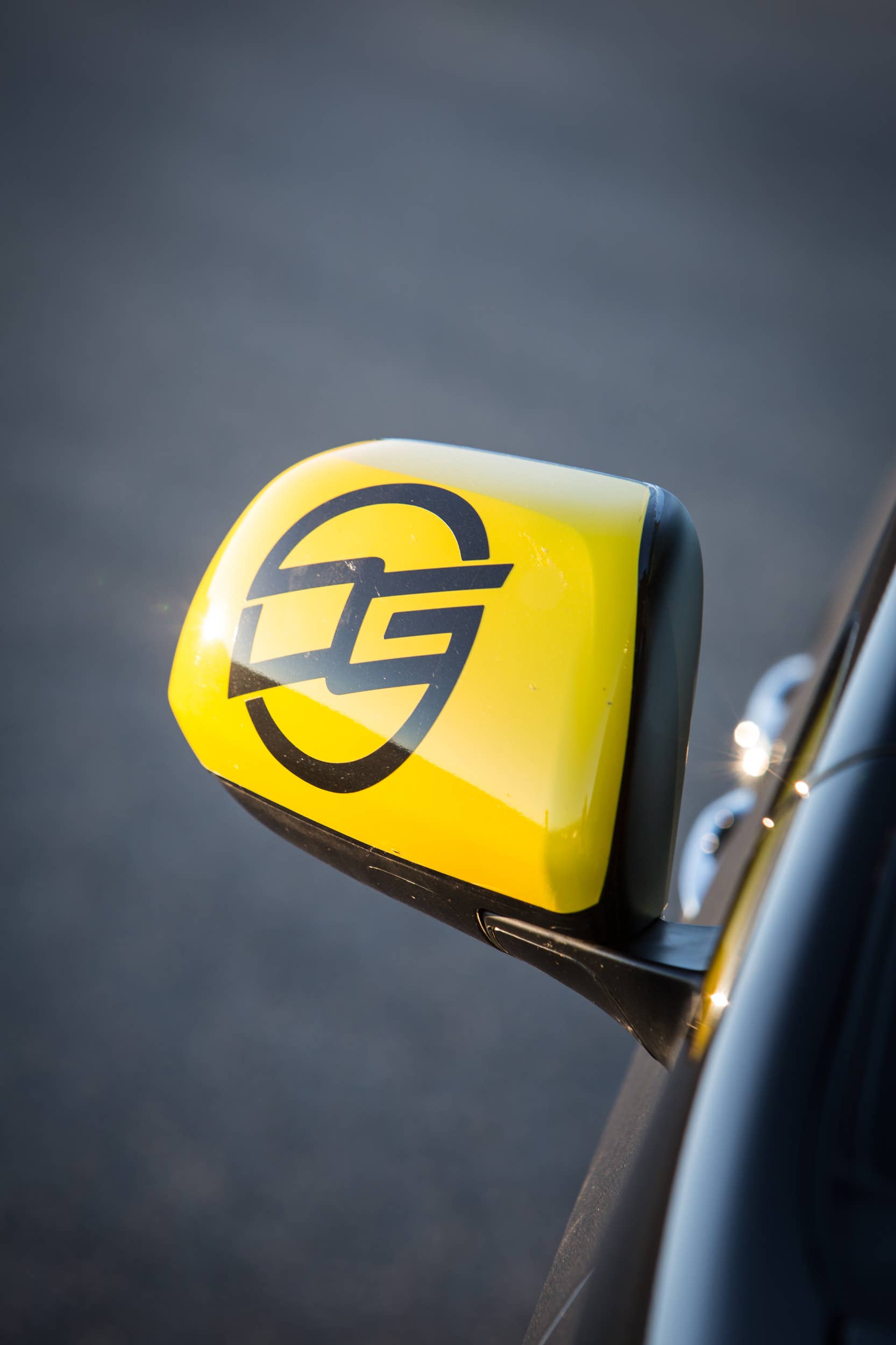 Toyota Sienna R-Tuned Concept side mirror