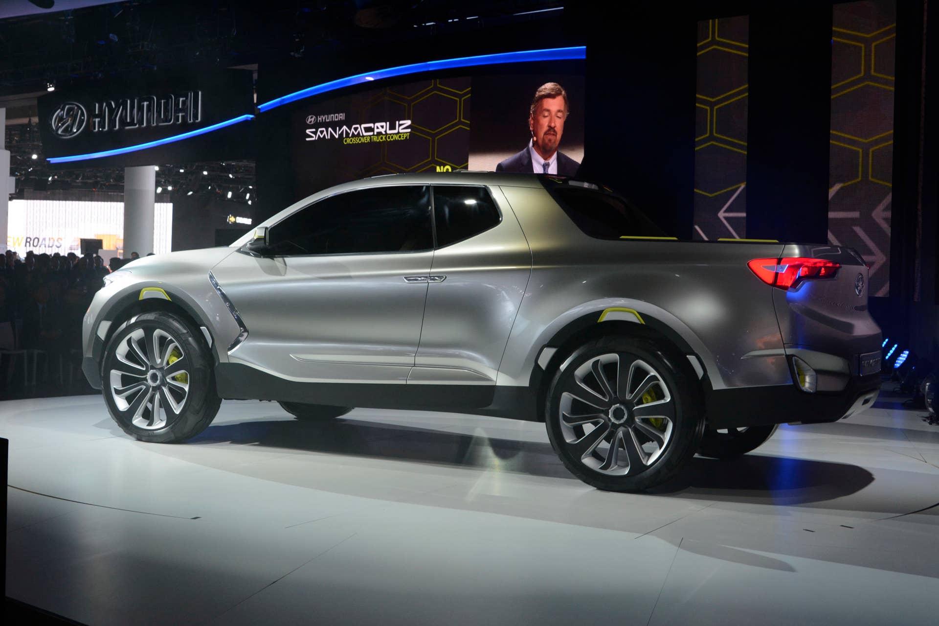 Hyundai HCD-15 Santa Cruz pickup concept live at 2015 Detroit Auto Show