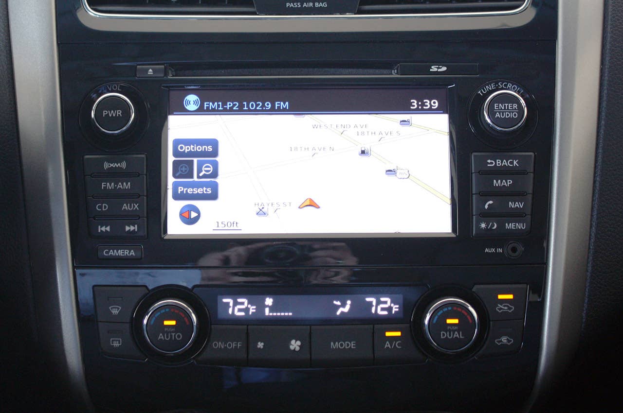 2013 Nissan Altima navigation system