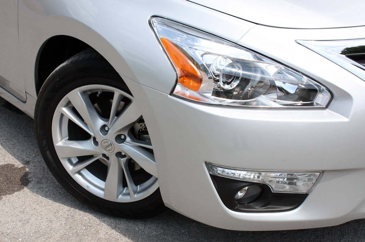 2013 Nissan Altima front fender