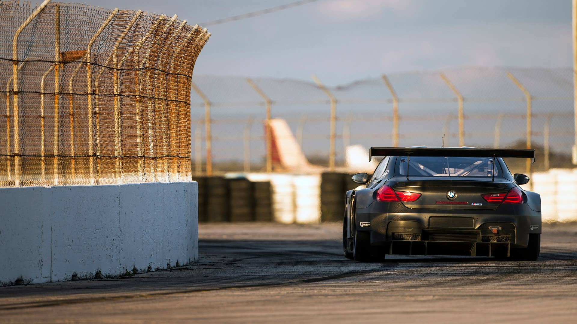 2016 BMW M6 GTLM rear
