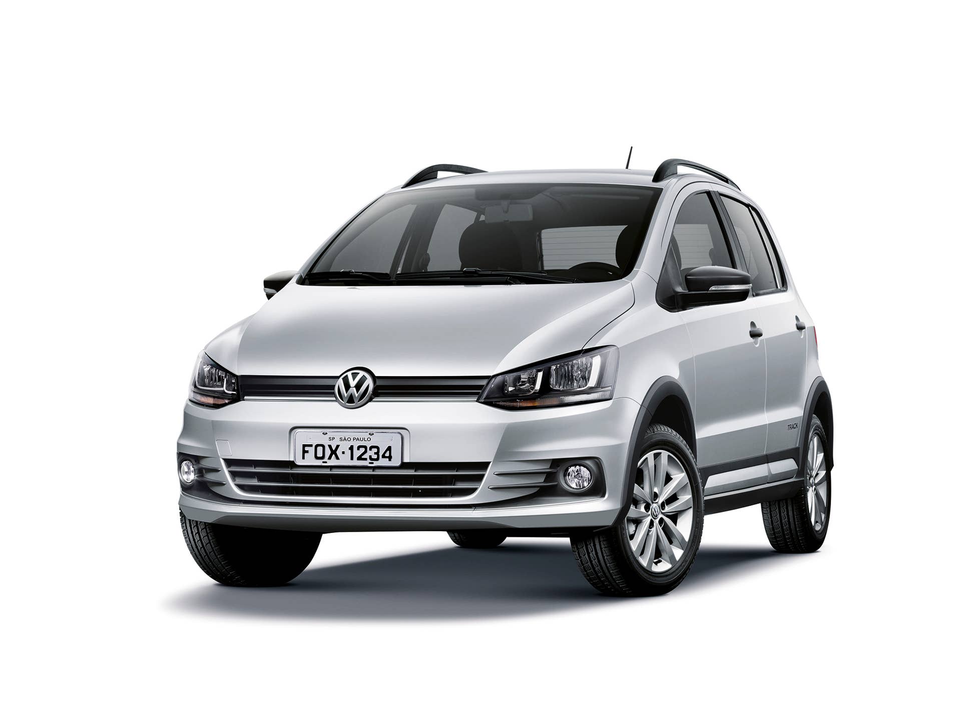 Volkswagen Fox Track front 3/4