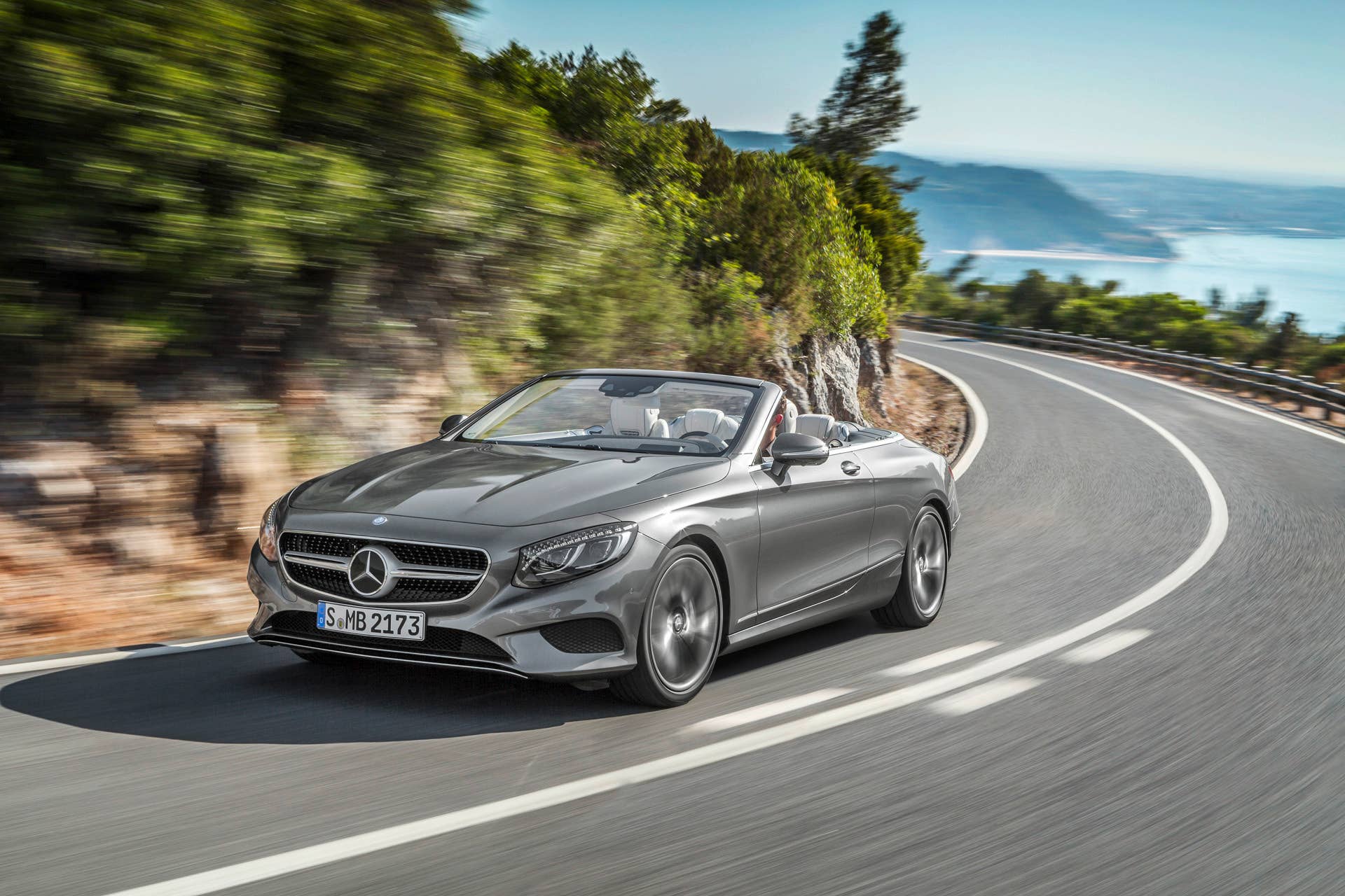 Mercedes-Benz S-Klasse Cabrio ( A 217 ) 2015.S 500, Selenitgrau, Interieur: Leder porzellan/tiefseeblau