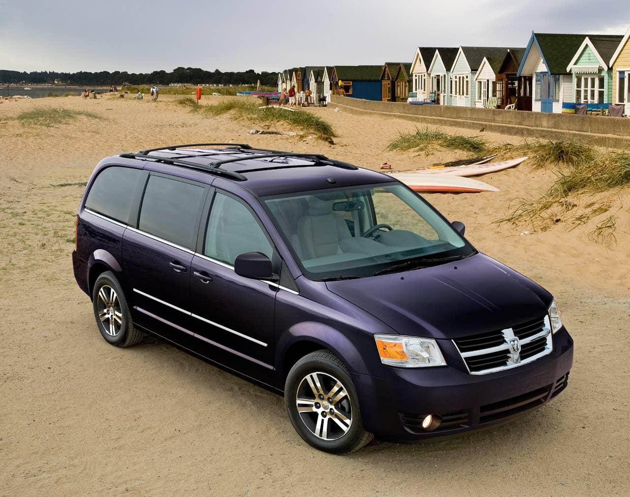 2010 Dodge Grand Caravan front 3/4