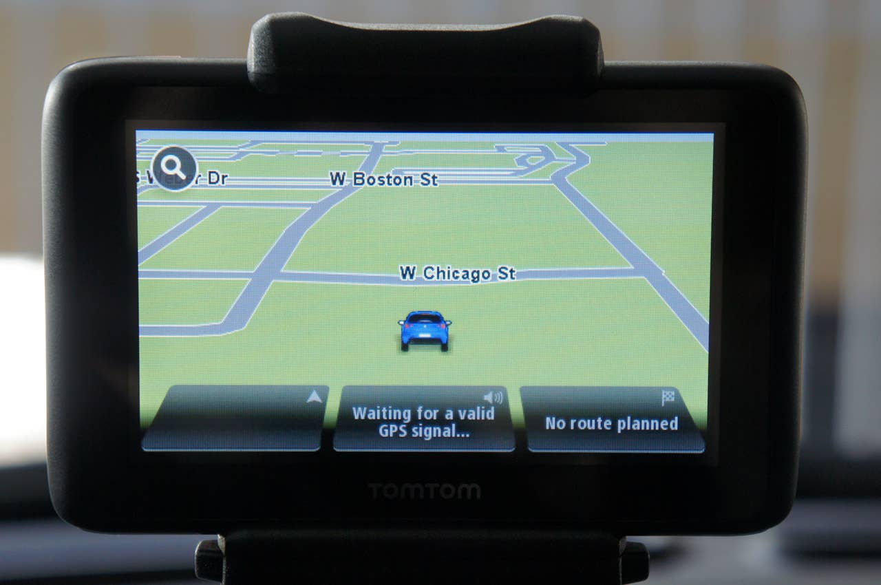 2012 Fiat 500 Abarth navigation system