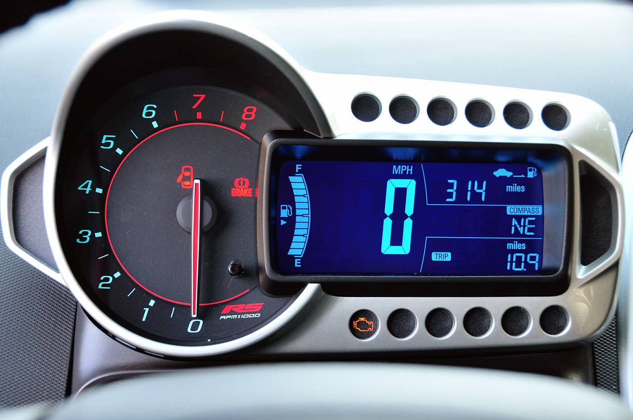 2013 Chevrolet Sonic RS gauges