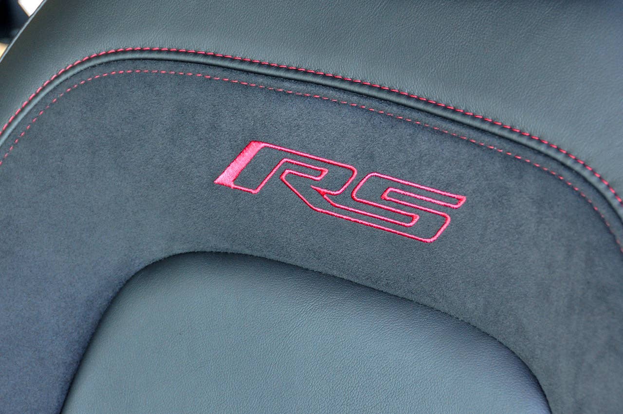 2013 Chevrolet Sonic RS seat detail