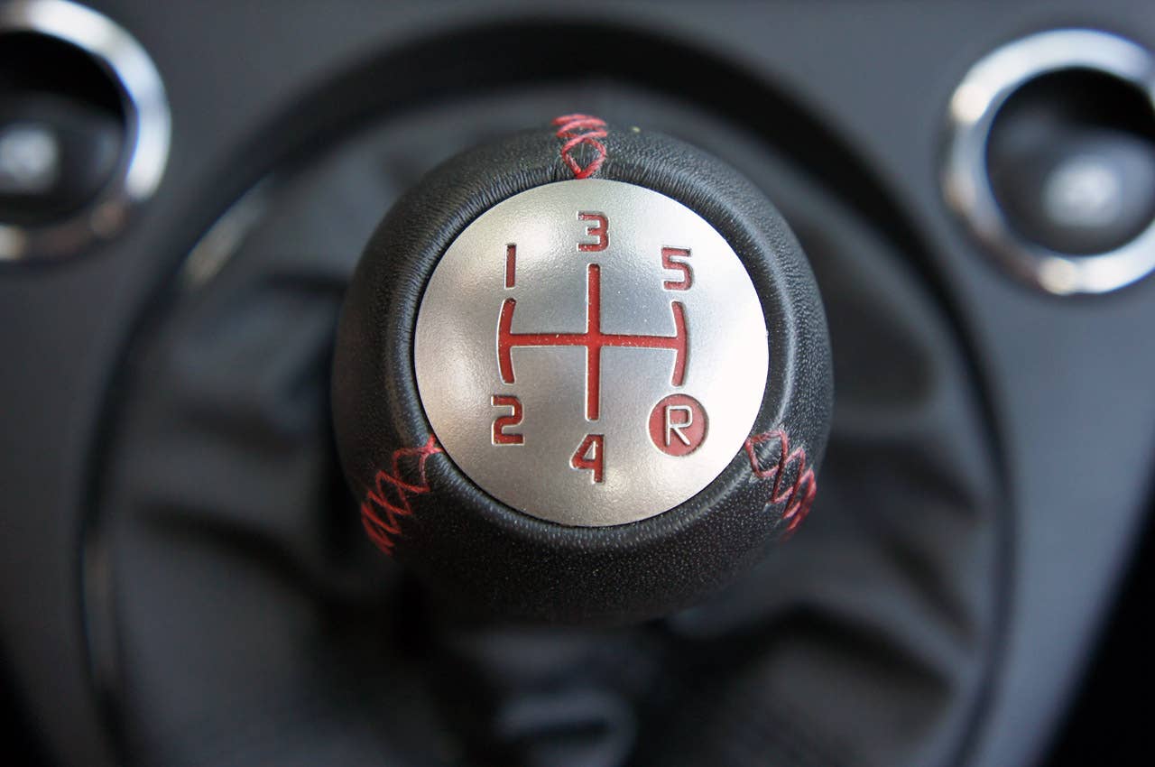 2012 Fiat 500 Abarth shifter