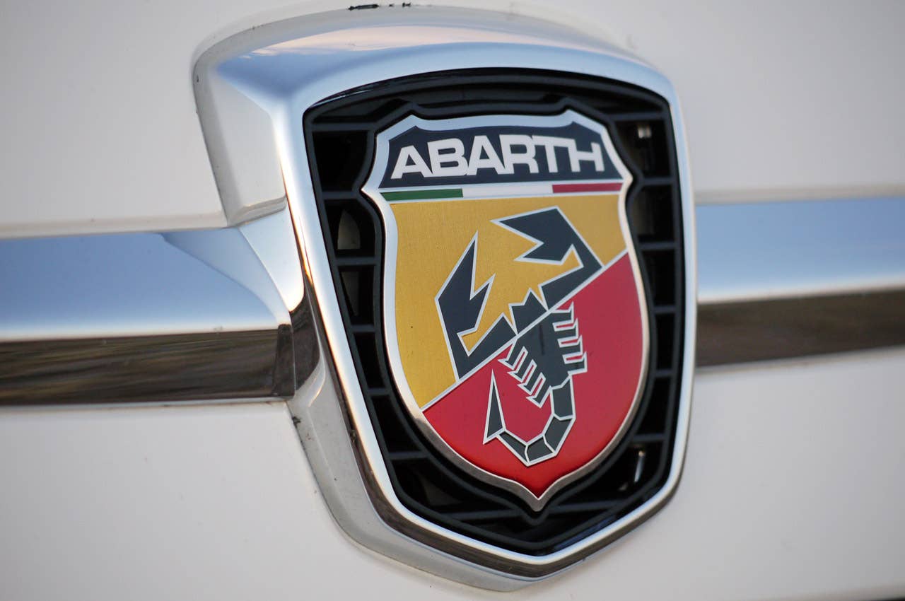2012 Fiat 500 Abarth logo