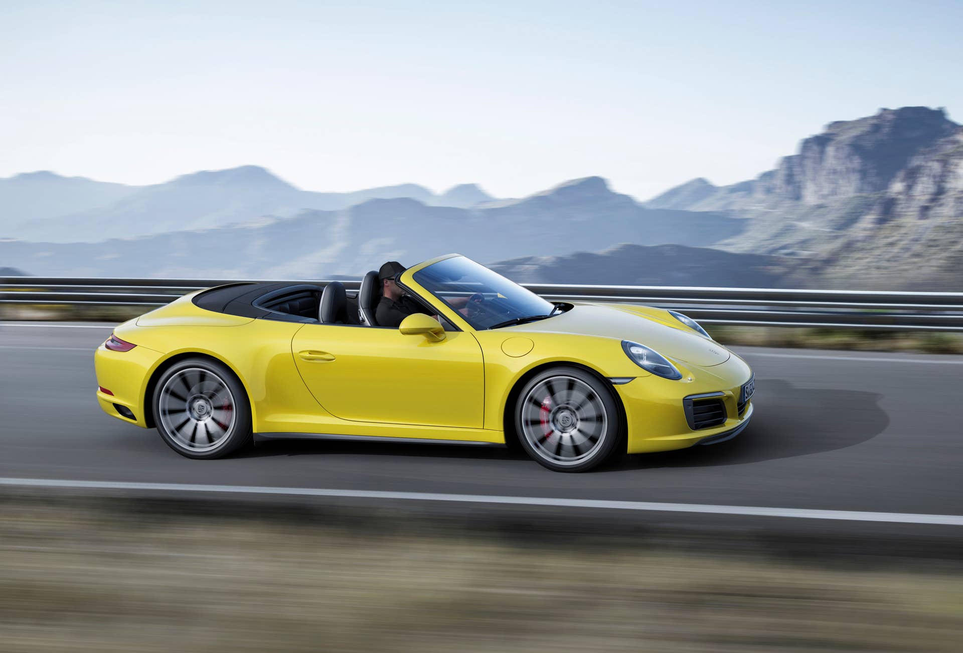 2017 Porsche 911 Carrera 4S Cabriolet