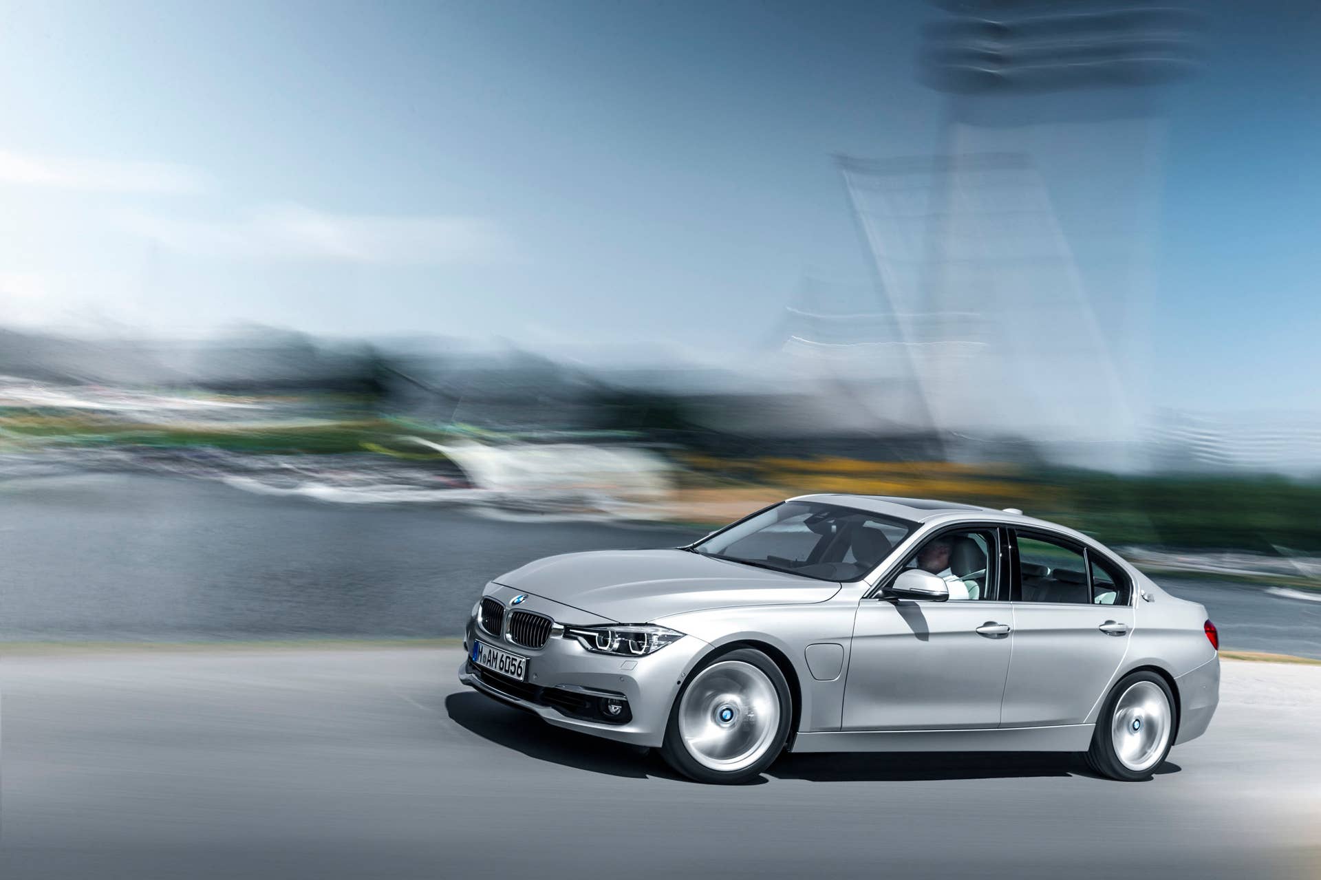 bmw 330e blur