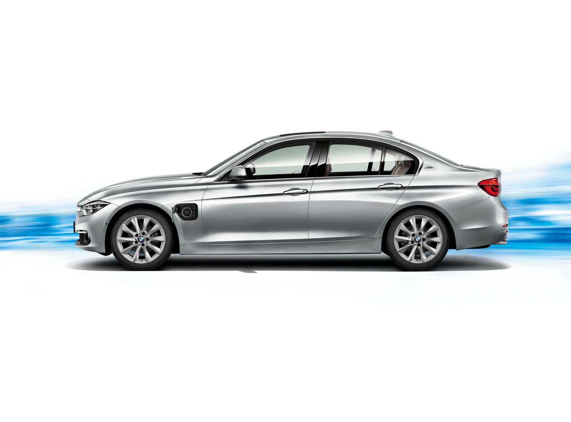bmw 330e side charging
