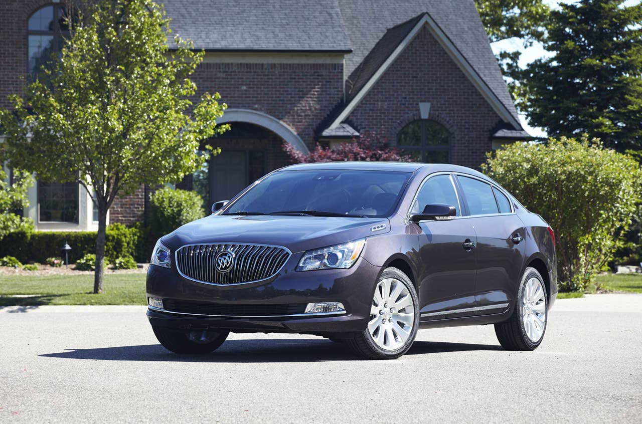 2014 Buick LaCrosse 1SL AWD with Midnight Amethyst Metallic exterior color and 19 Alloy Wheels.  front view