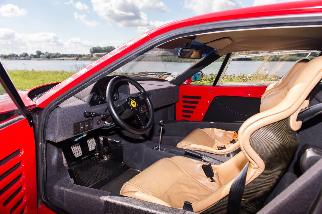 Ex-Nigel Mansell 1989 Ferrari F40