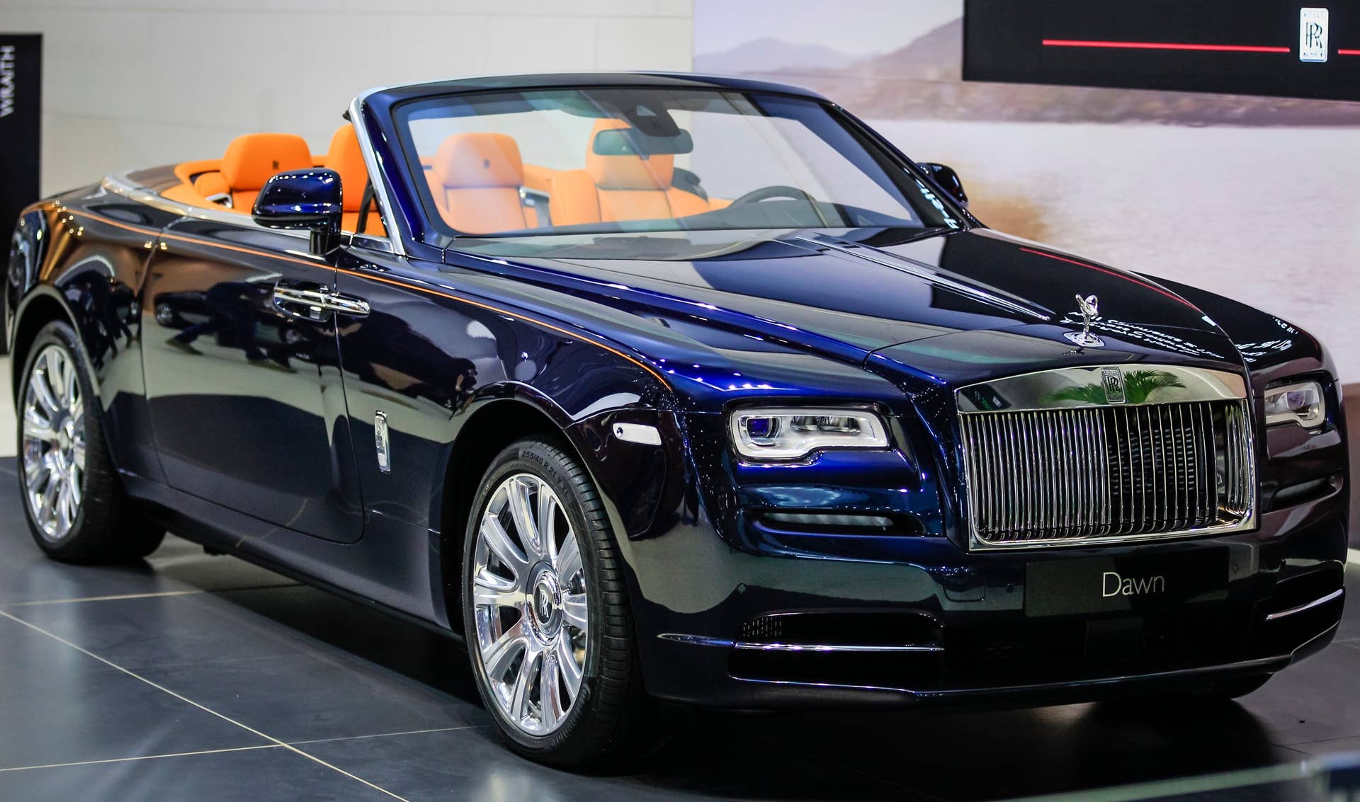 Rolls-Royce Dawn Dubai Motor Show