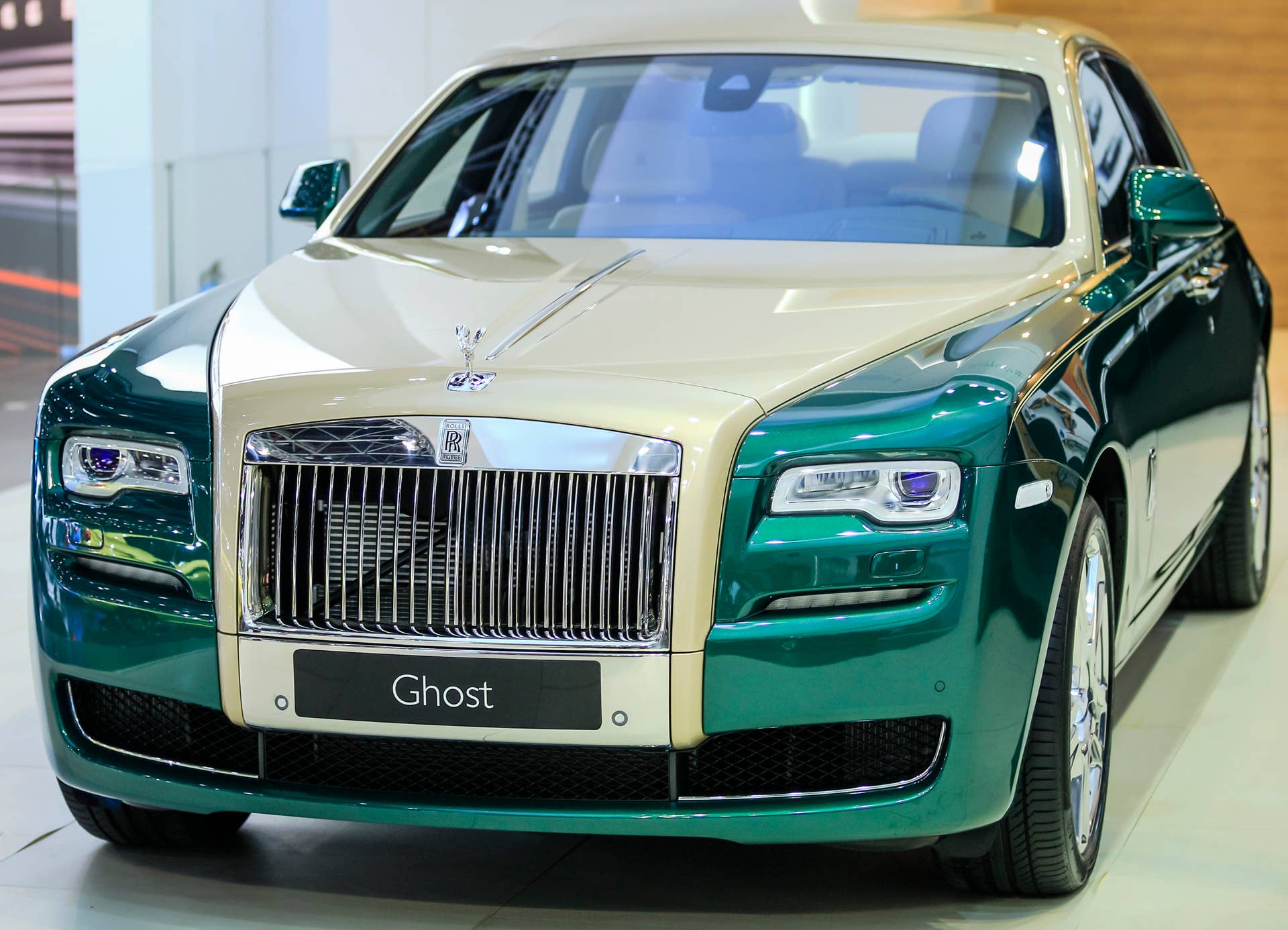 Rolls-Royce Ghost Golf