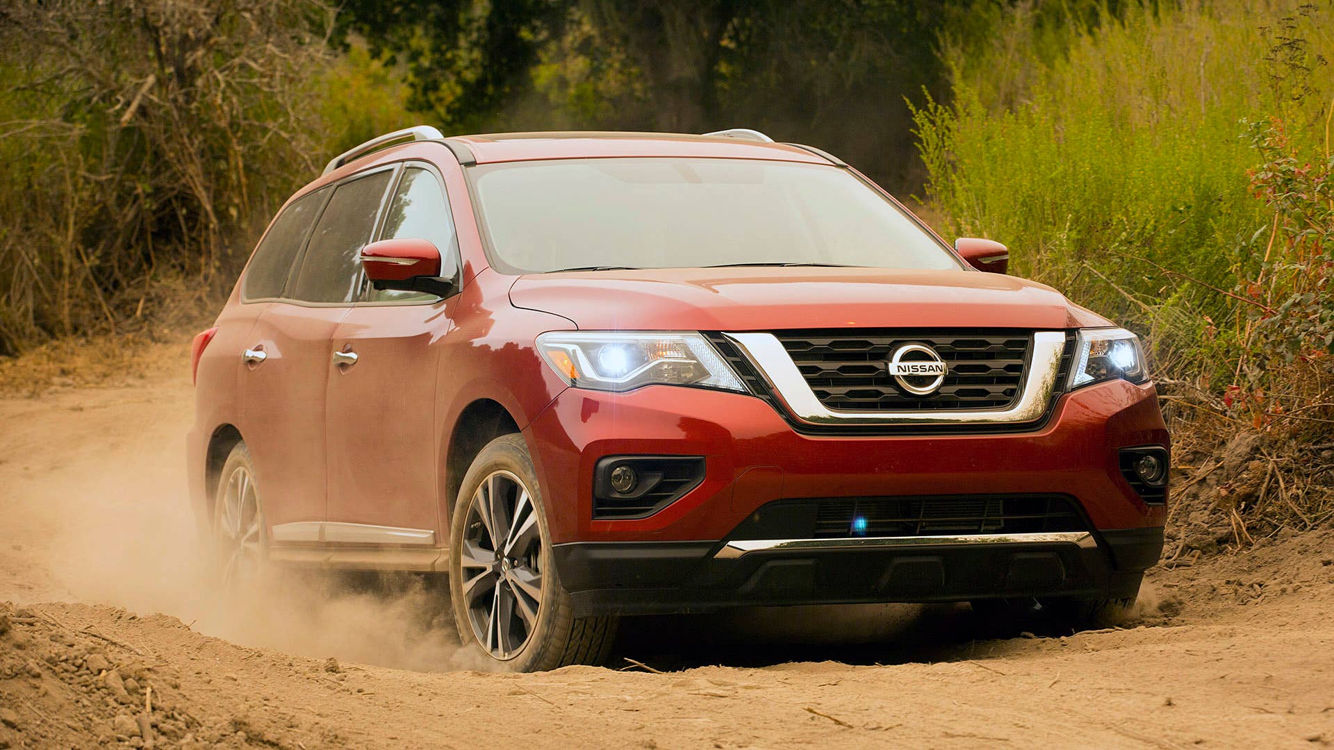 2017 Nissan Pathfinder off-road