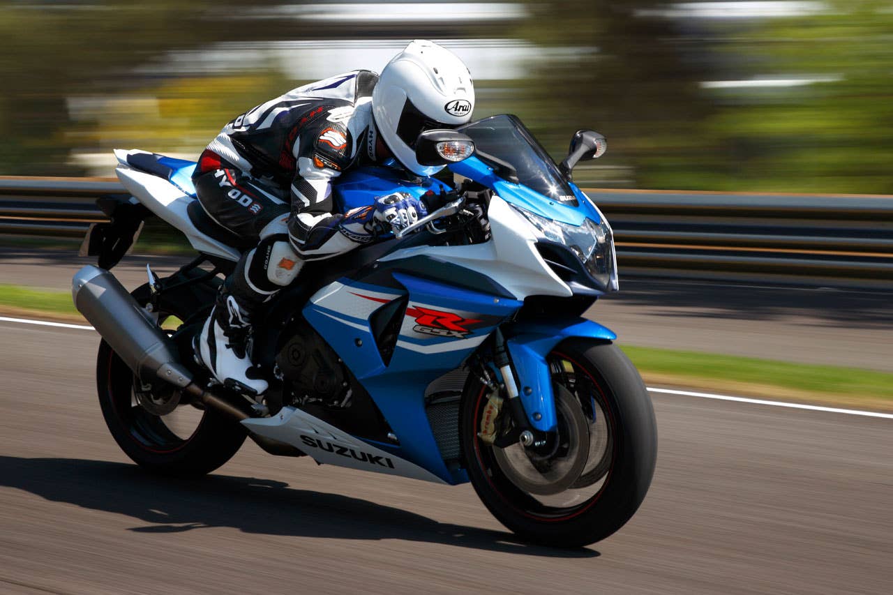 2012 Suzuki GSX-R1000 side