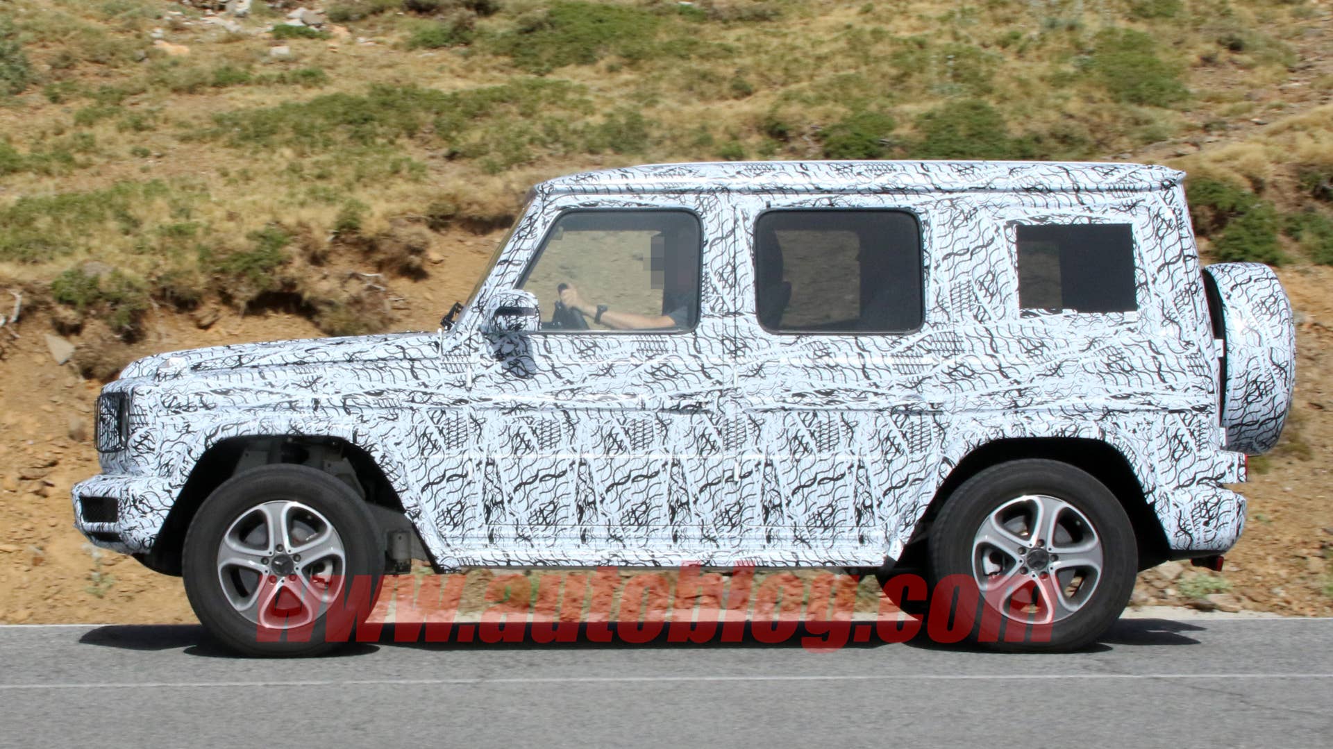 Mercedes-Benz G-Class Spy Photo