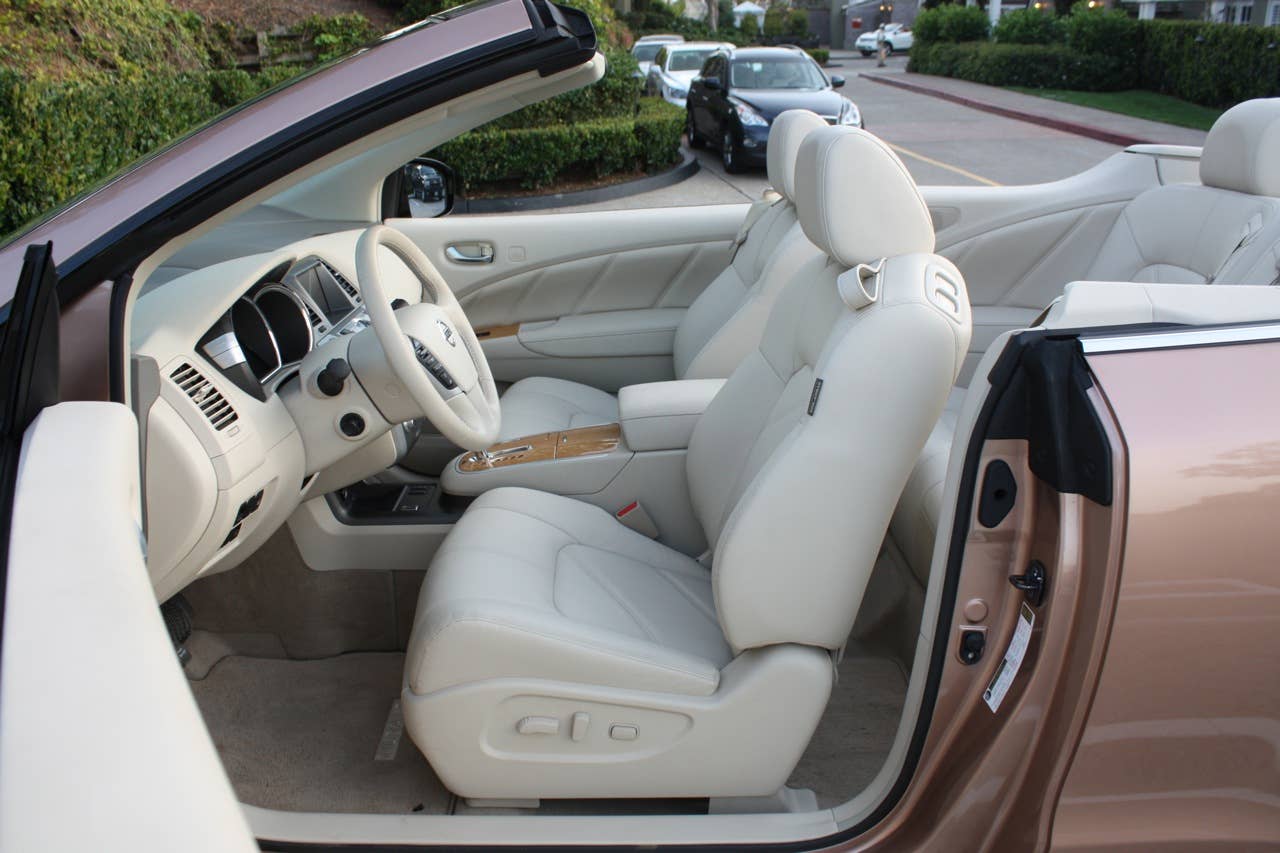 2011 Nissan Murano CrossCabriolet interior