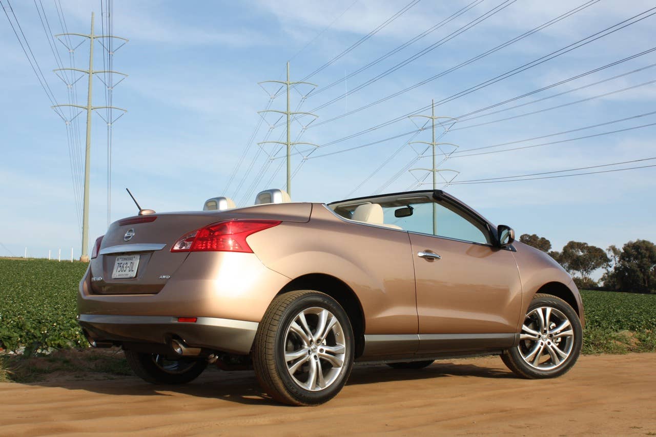 2011 Nissan Murano CrossCabriolet rear 3/4 view