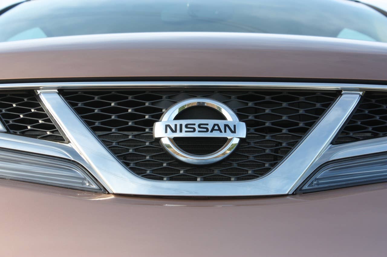 2011 Nissan Murano CrossCabriolet grille