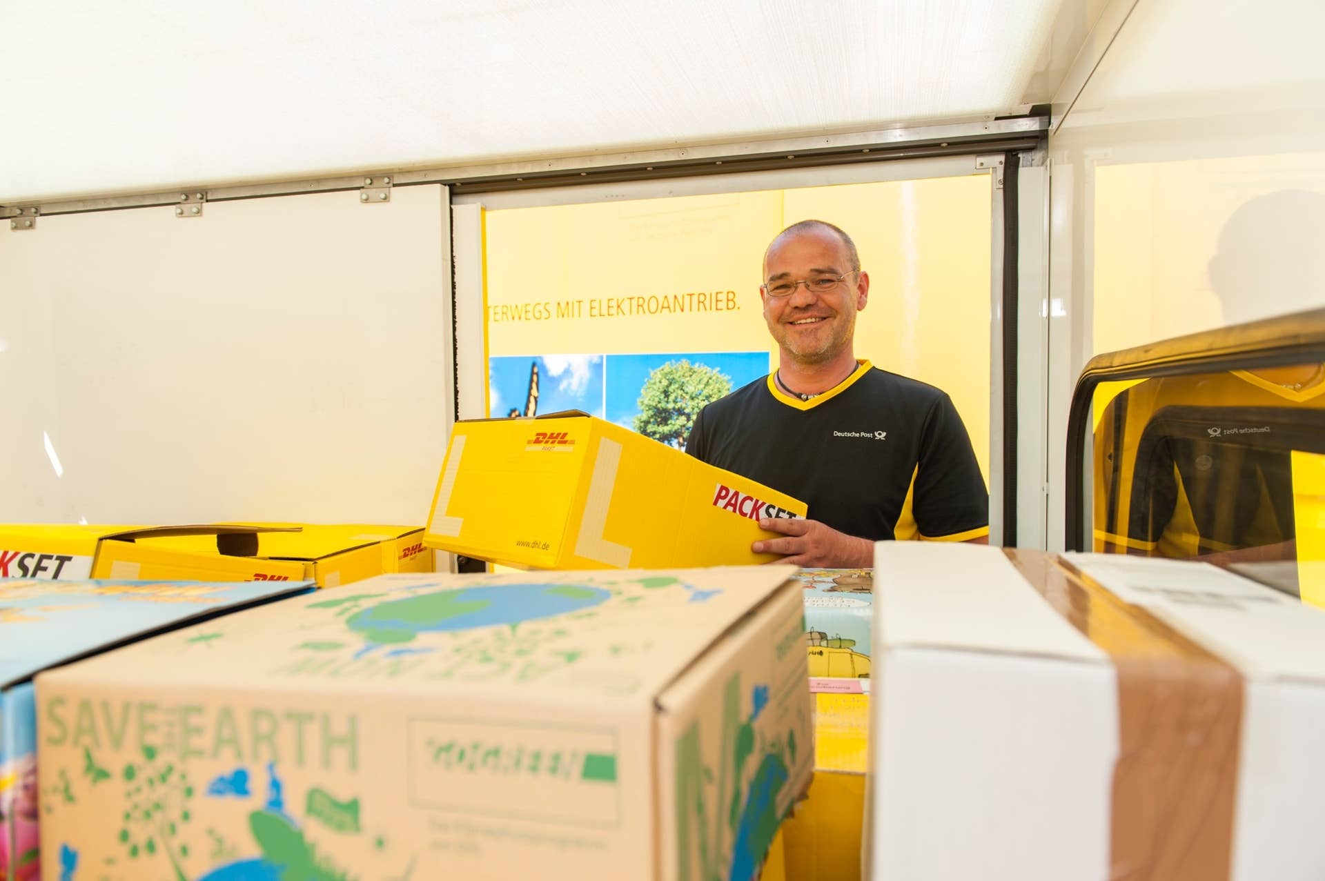 DHL Electric Mail Truck