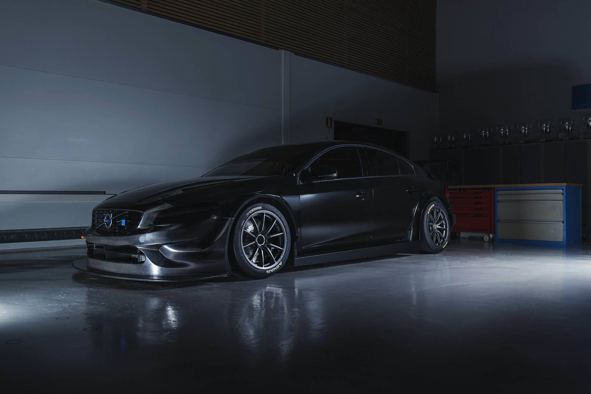 Volvo S60 Polestar TC1 front 3/4 garage