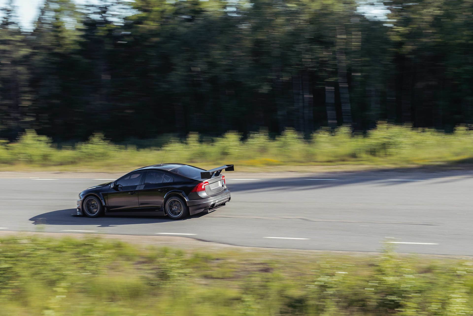 Volvo S60 Polestar TC1 rear 3/4 moving
