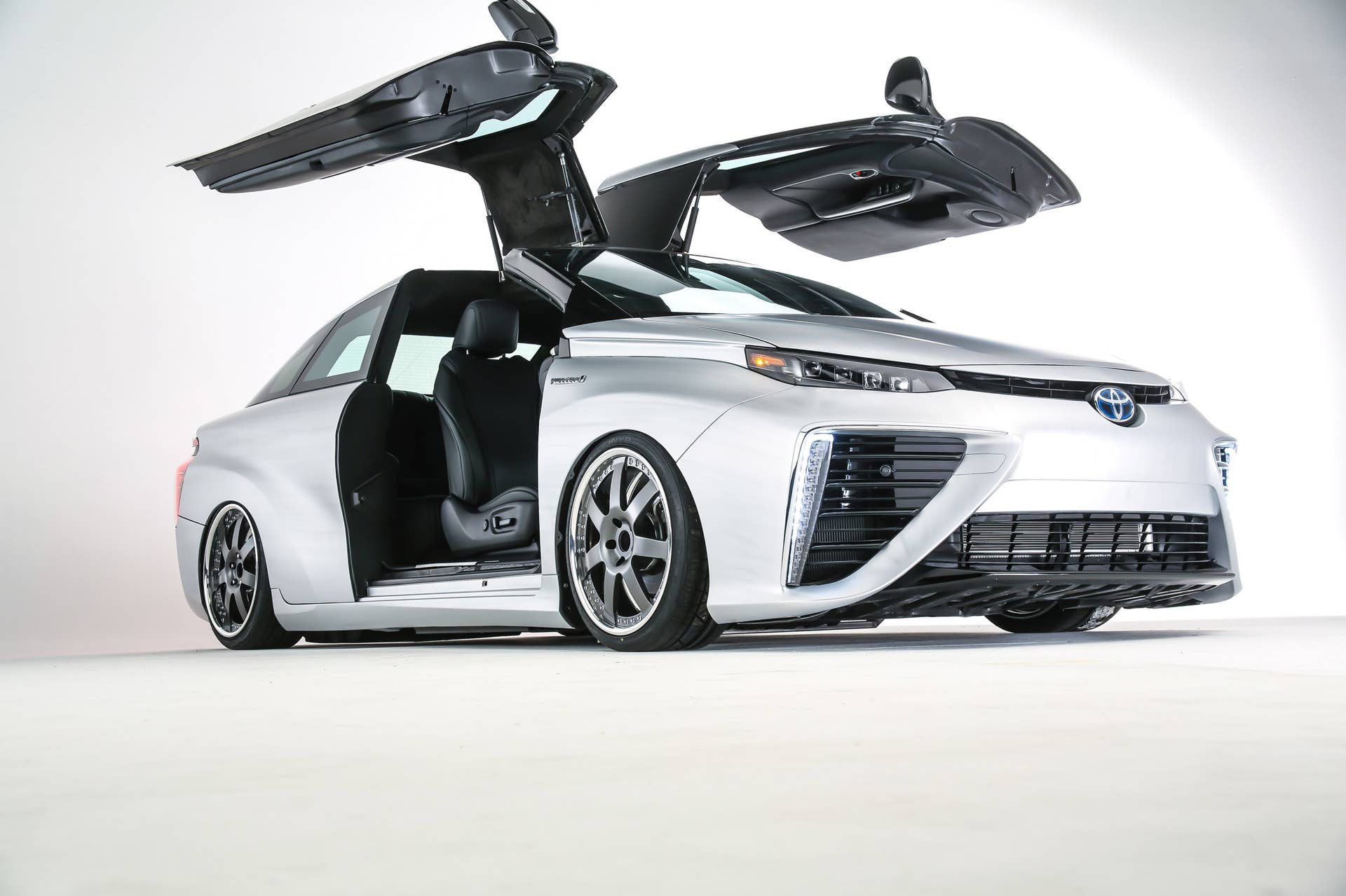 Toyota Mirai BTTF Time Machine Concept front 3/4