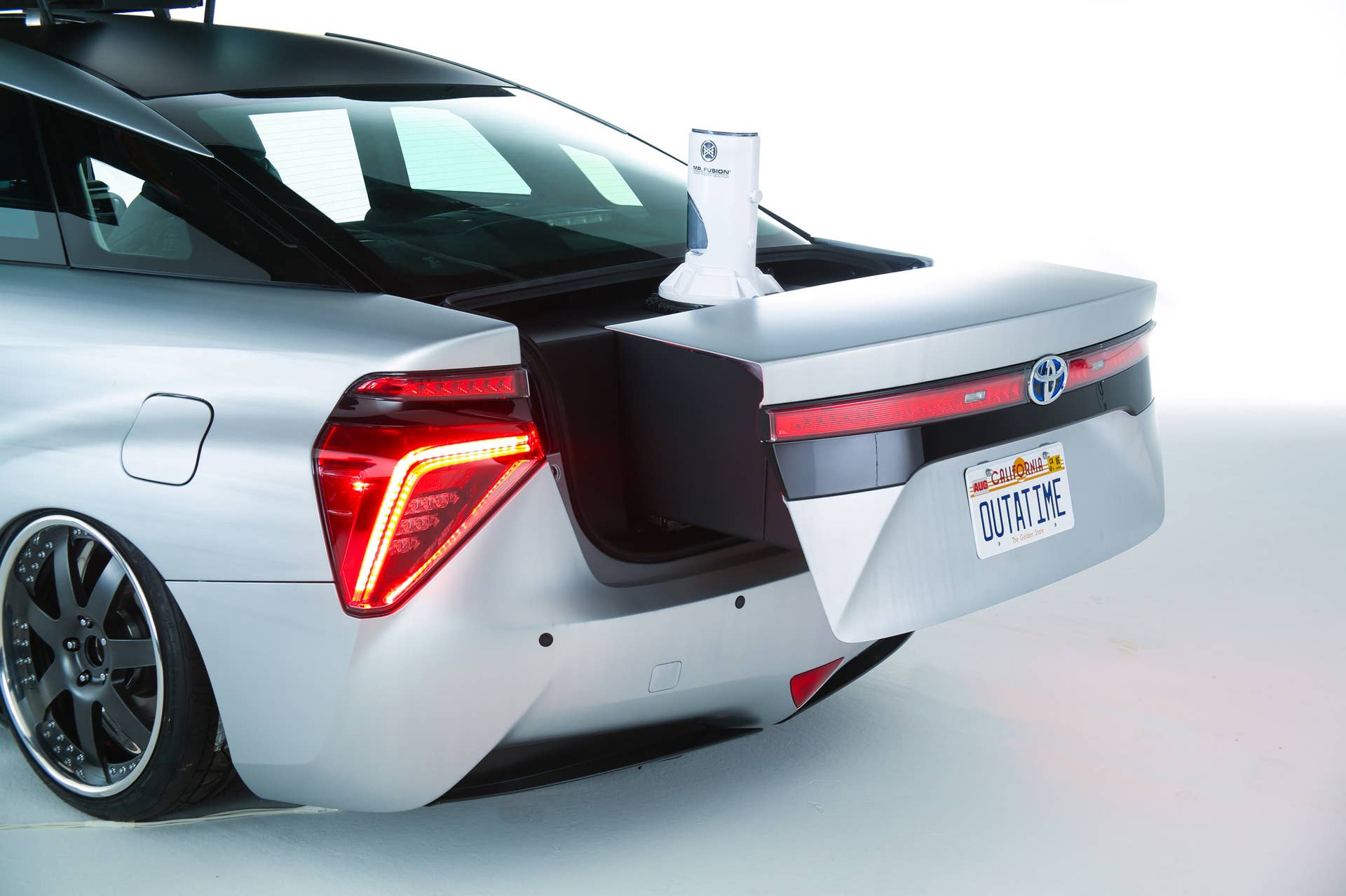 Toyota Mirai Back to the Future Concept trunk Mr Trash