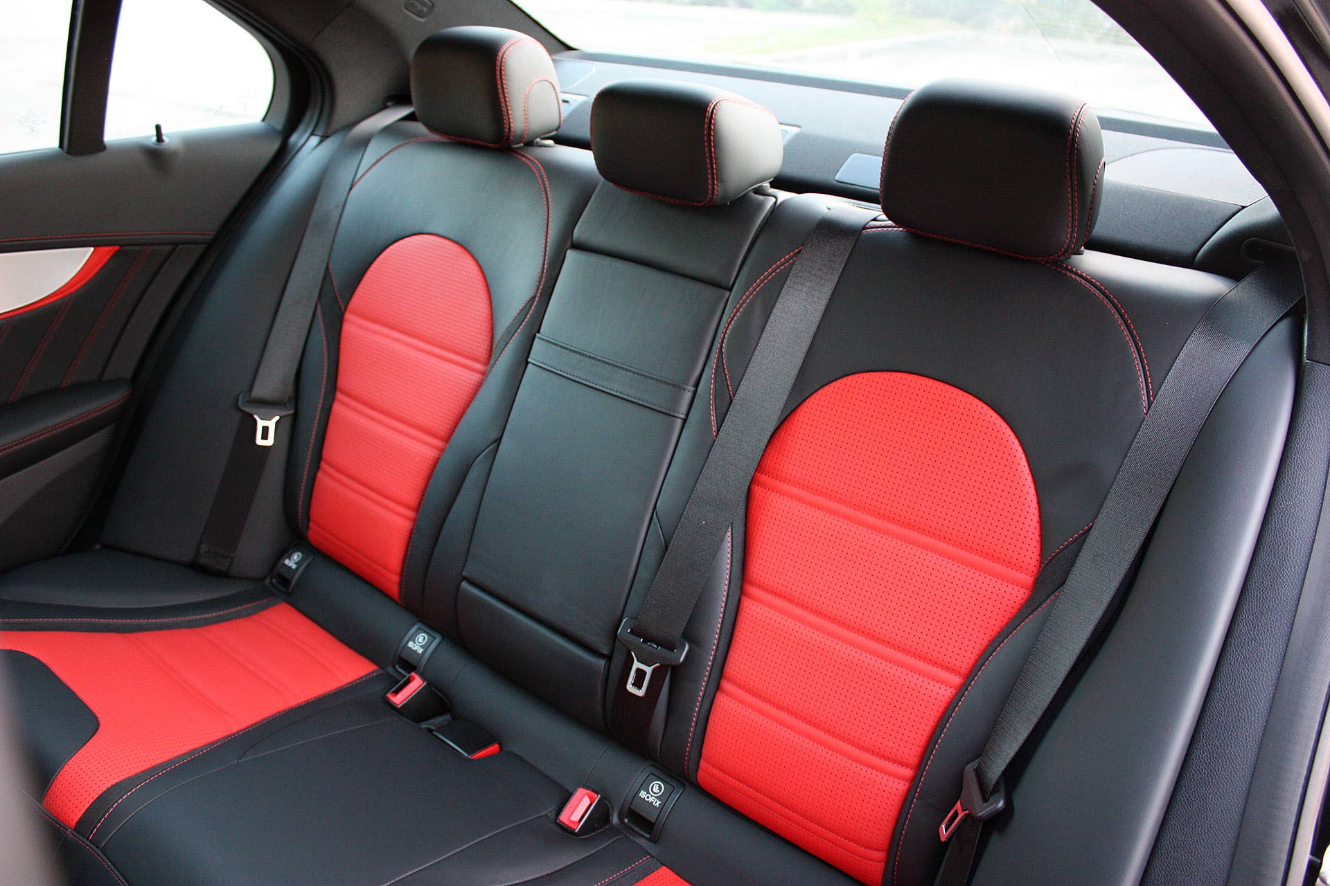 2015 Mercedes-AMG C63 S rear seats
